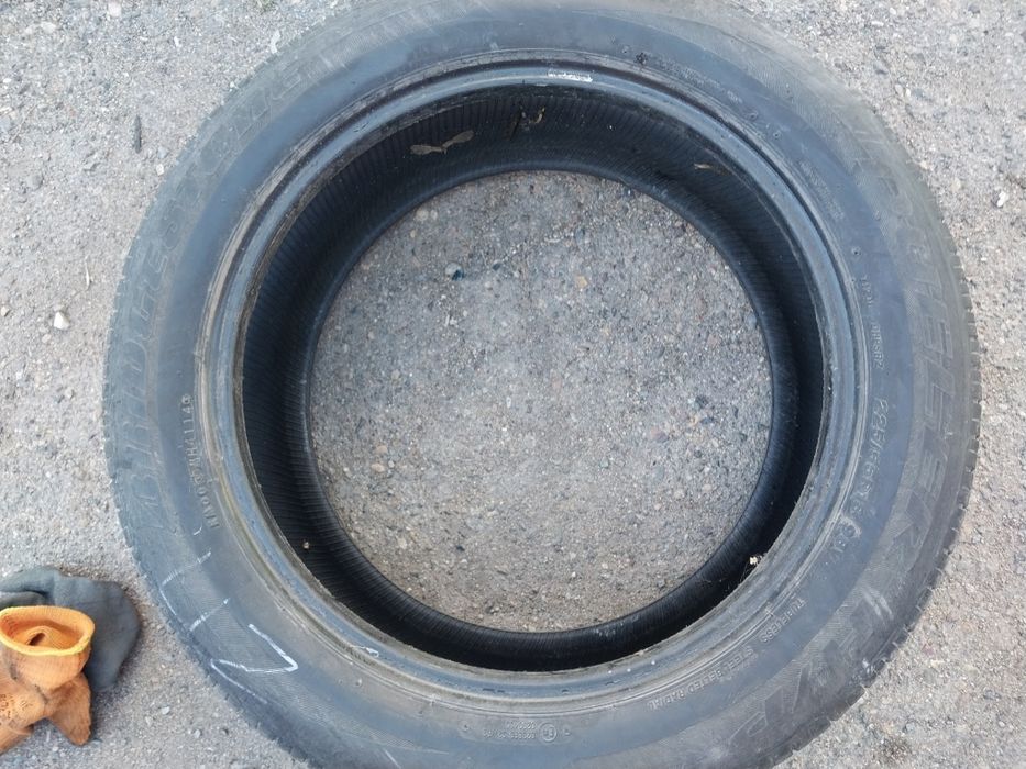4 шины 225 55 R18 Bridgestone.