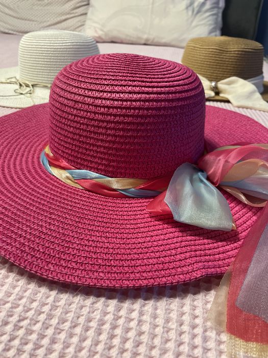 Дамски летни шапки