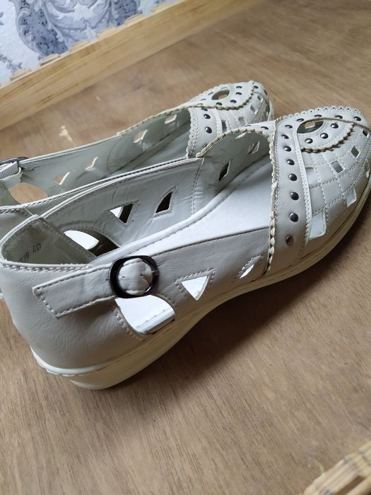 Женские туфли 40 размера