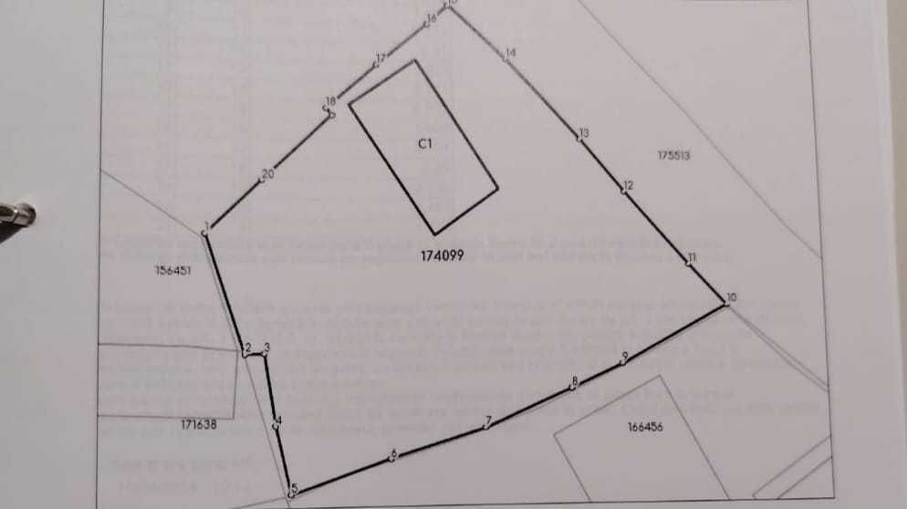 OCAZIE!Vand451 mp teren zona Centrala Iasi cu autoriz de CASA pt D+P+E,toate utilitatile pe teren