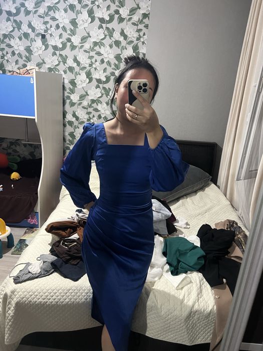 Платье вечернее