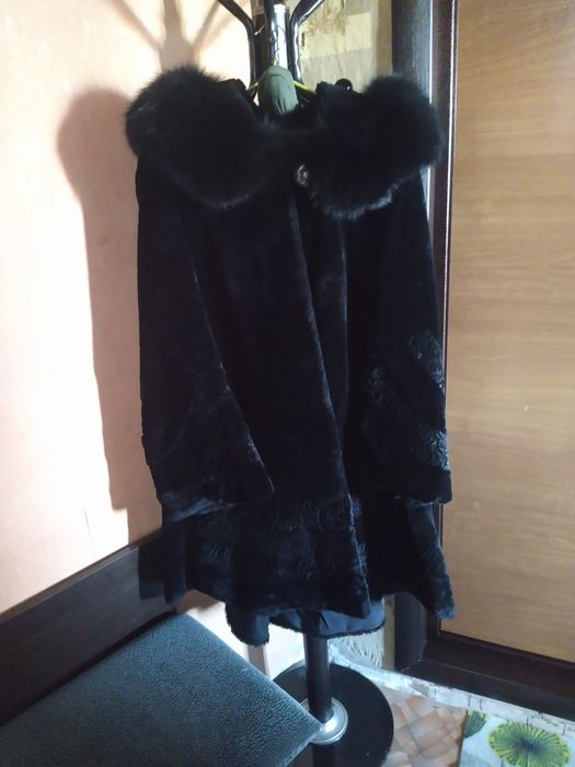 Продам шубу цигейка натуральная.