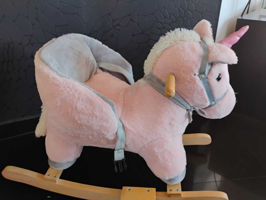 Люлеещи се кончета