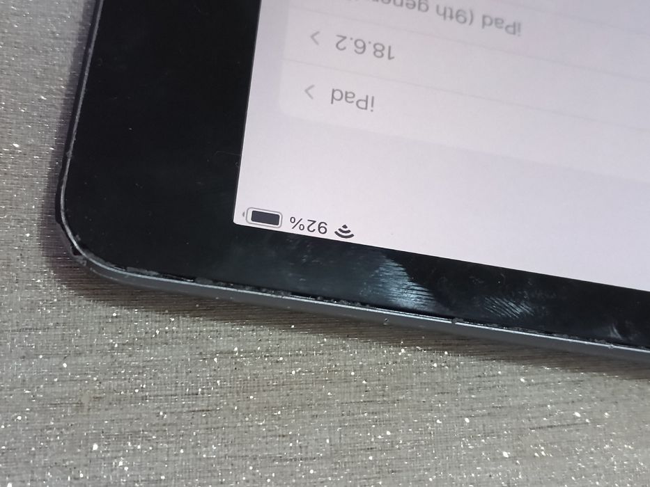 Ipad 9th touch schimbat  baterie 99%