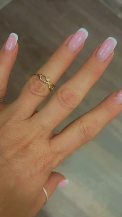 Нежное колечко  585