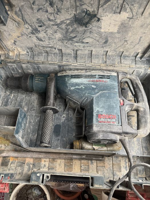 Перфоратор Bosch SDS-Max