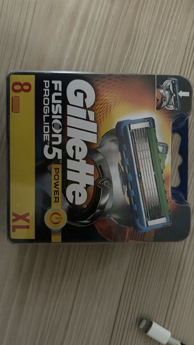 продам лезвие Gillette fusion proglide 5