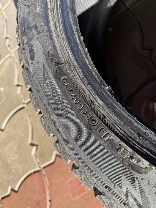 Продам зимные шины 20