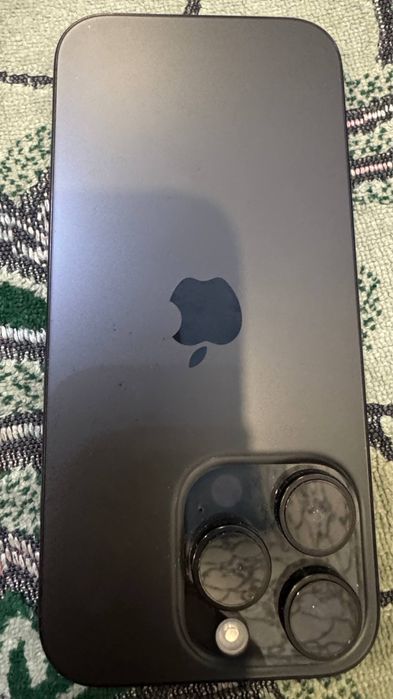 Продам айфон 16 про