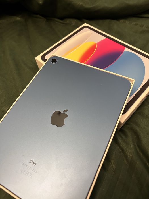 Apple iPad 10 (2022)