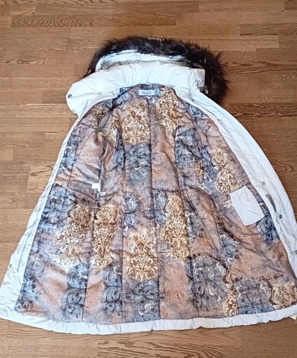 Продам пуховик женский