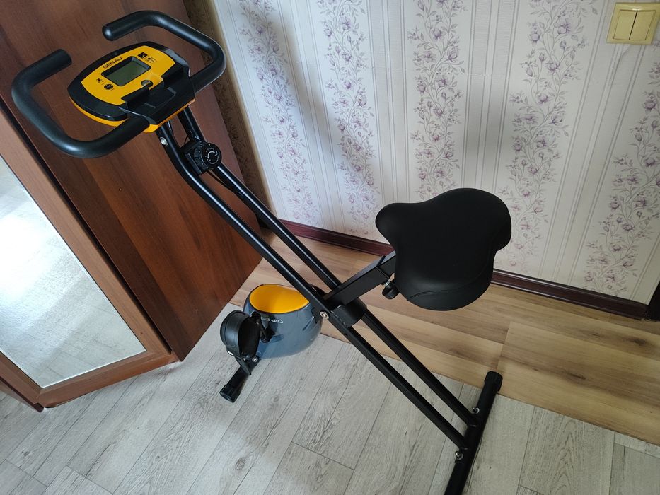 Продается Велотренажёр GENAU