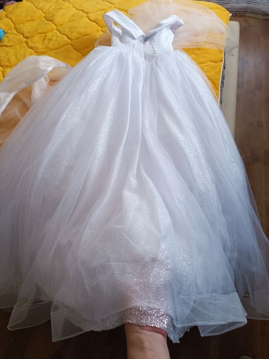 Rochie mireasă nouă mărime 42-44 pe corset