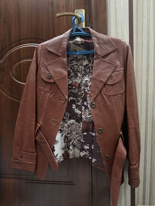 Куртки и жилетки в отличном состоянии