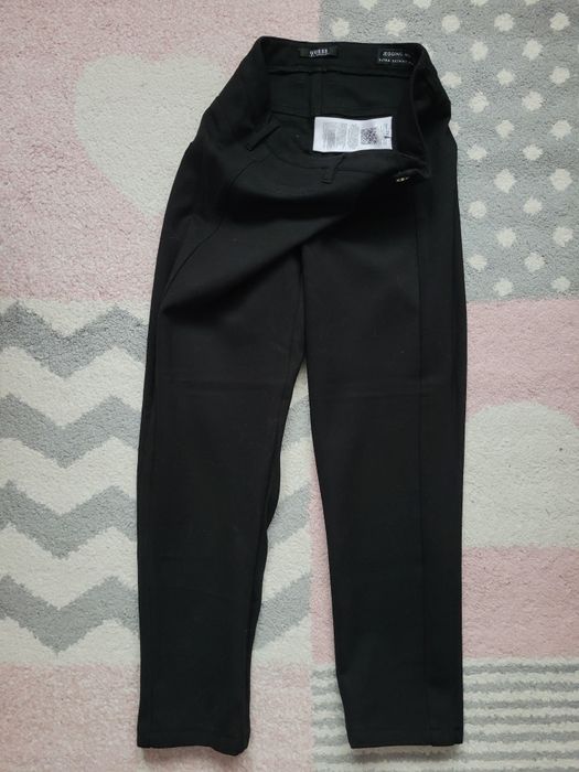 Pantaloni Guess M