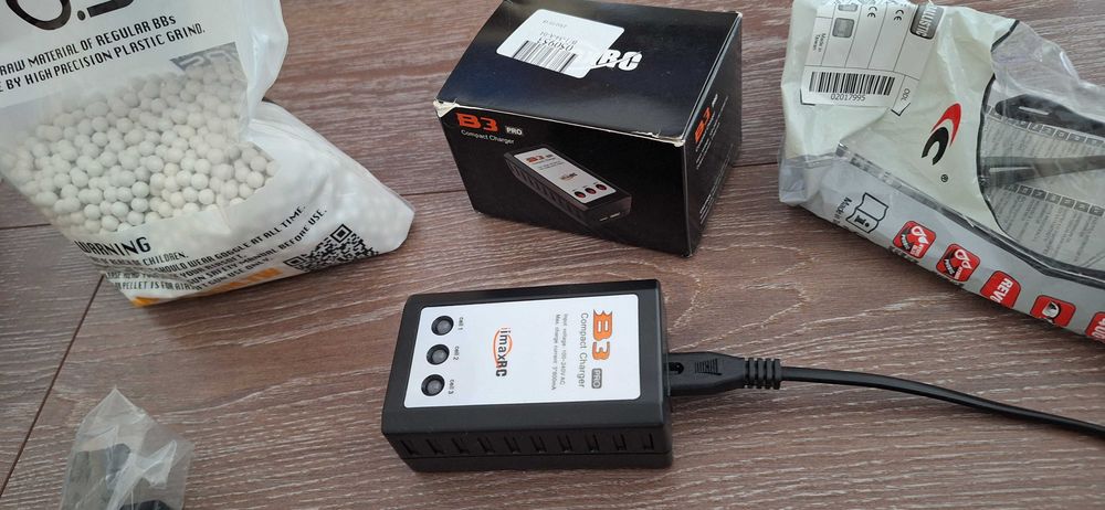 Пълен комплект еърсофт Arcturus AR15 с Umarex RDS 6 airsoft реплика