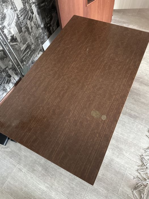 Отдам журнальный стол