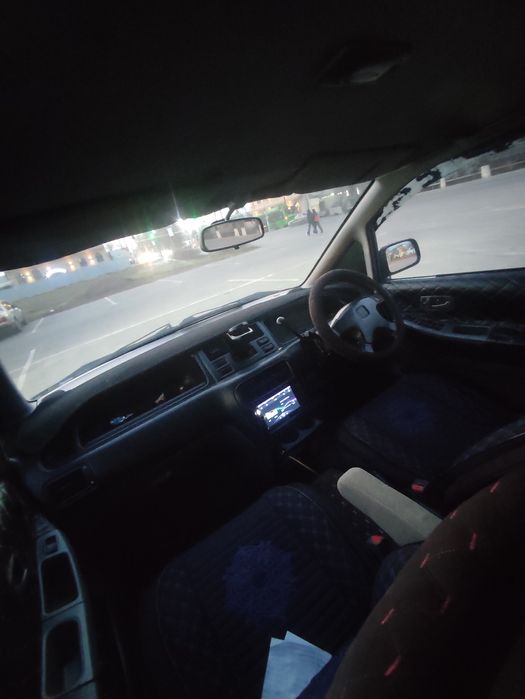 Хонда одессей 1поколение