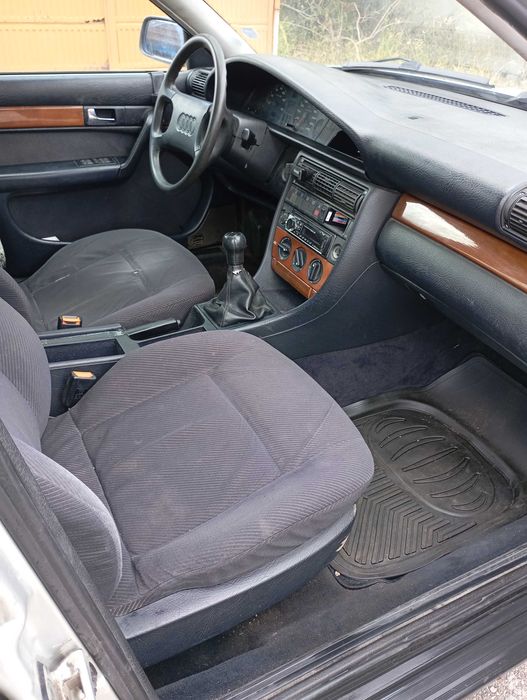 Продавам Audi 100 (4A, C4) 2. 3 E, 133 к. с.
