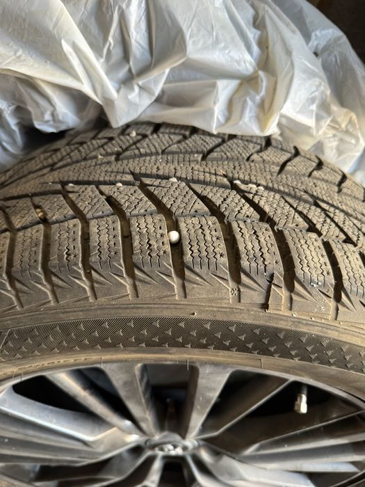Продам зимнии шины с дисками