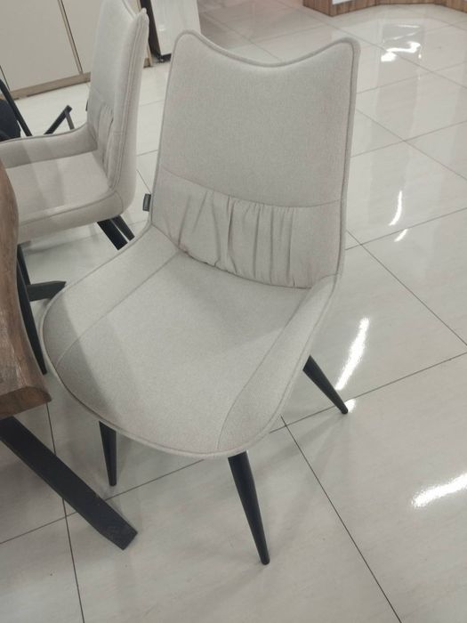 Oshxona mebellari stol stul sifatli kamplekt xolatda