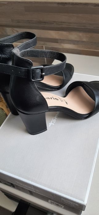 Сандали Tamaris 38