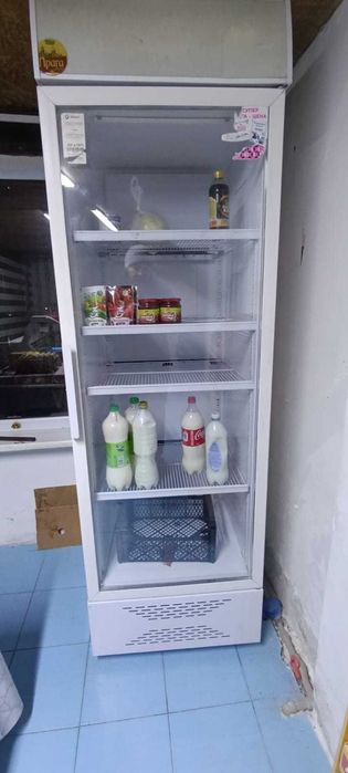 Холодильник для магазина