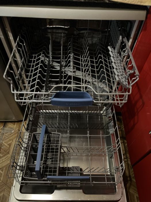 Продам посудомоечную машину б/у