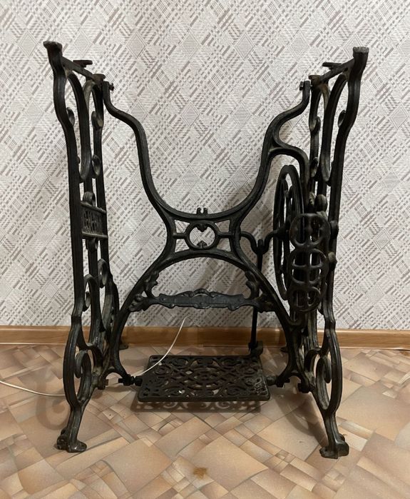 Продам станину от швейной машины