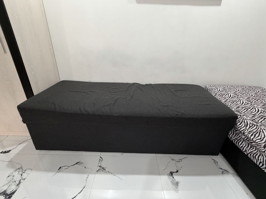 Coltar / Canapea cu lazi de depozitate