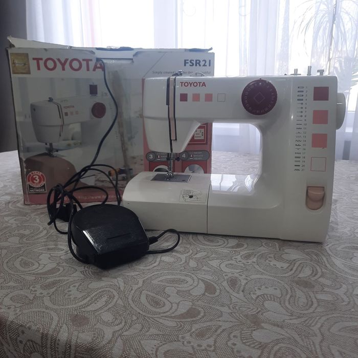 Срочно продам Швейную машину