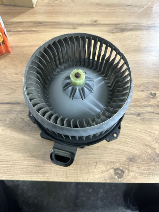 Хайландер моторчик печки