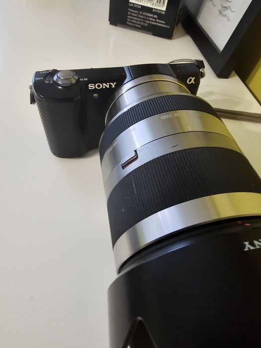 Aparat foto Sony Alpha 5000