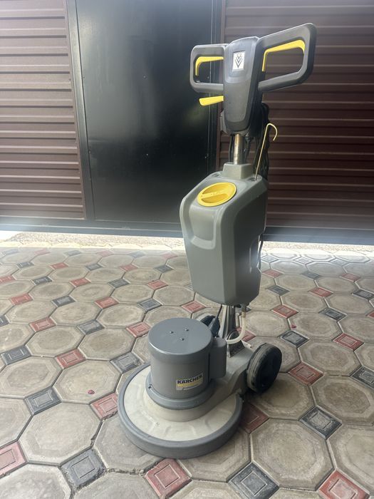 Роторная машина Karcher BDS 43/150