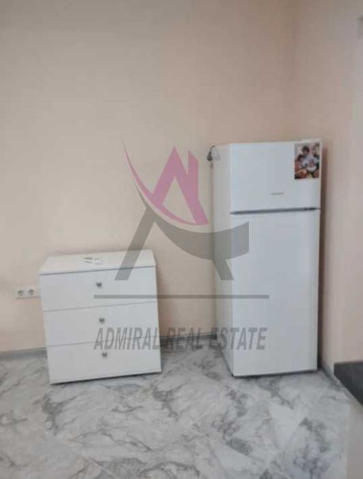 Боксониера -обзаведена -Младост