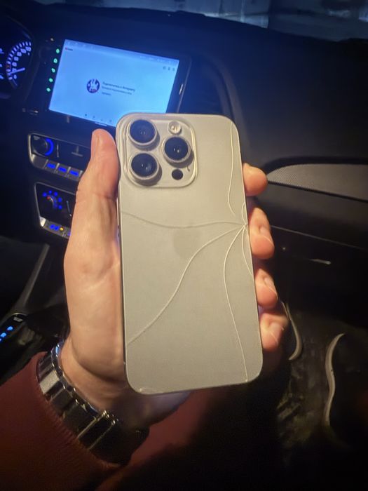 Iphone 15 pro 128gb 81%