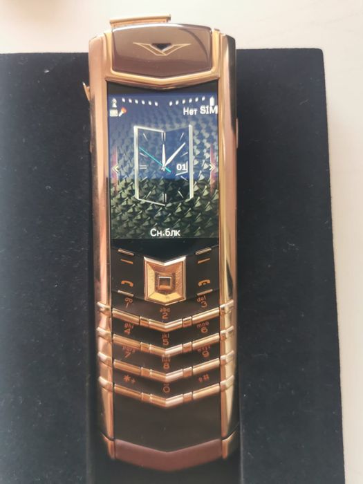 Продам телефон Vertu