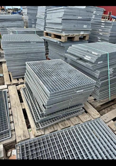 Trepte metalice și grătare galvanizate la diferite dimensiuni debitam