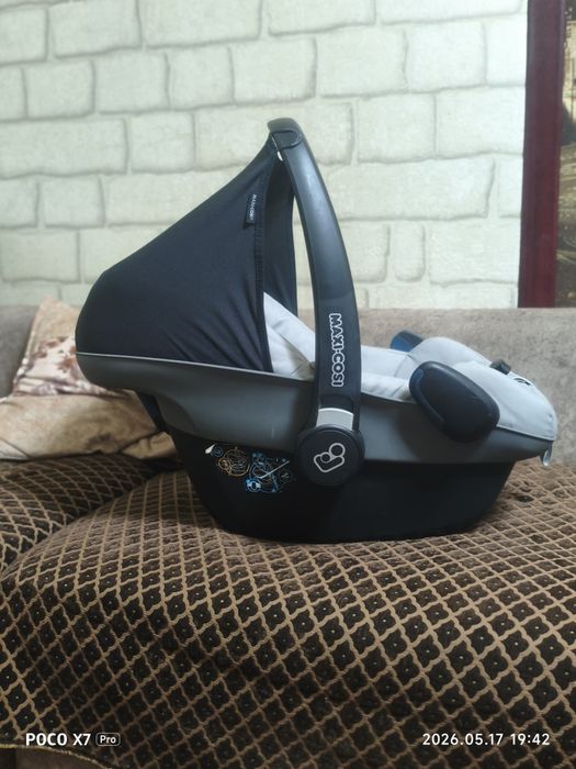 Продам автолюлька от фирмы pebble maxi-cosi plus