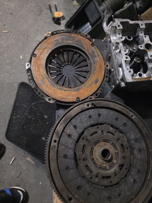 Маховик за Mercedes Sprinter w906 ом 646