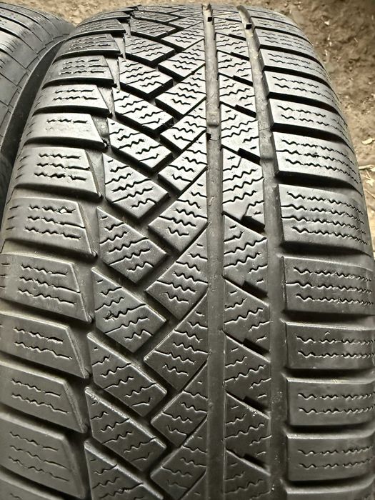 2x Anvelope iarna 205/60 r16 M+S - Continental Winter Contact TS850P