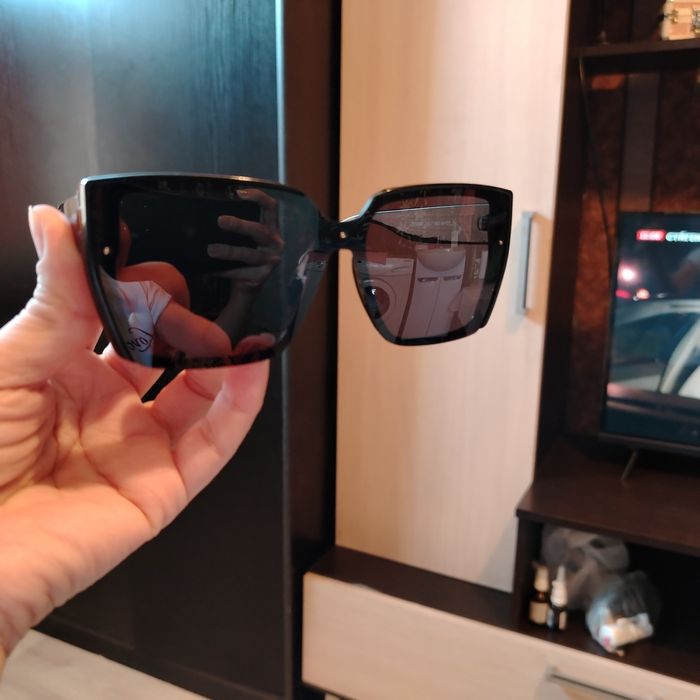 Очки солнцезащитные продам