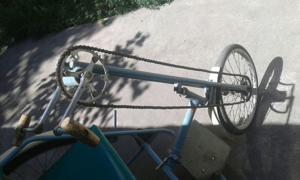 Велосипед с ручным приводом