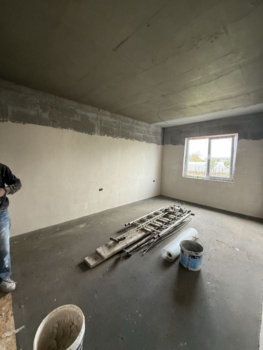 Casa de vanzare cu 4 camere direct de la proprietar