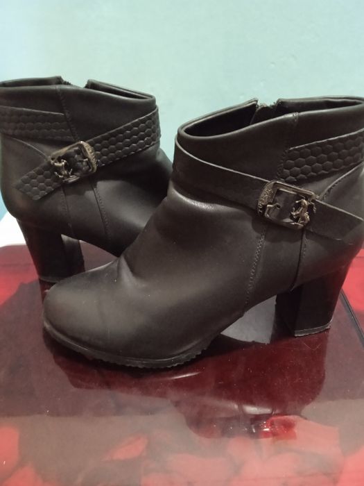 Детская обувь лето