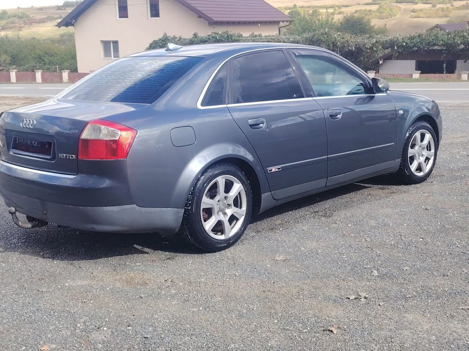 Audi a4. ...schimb cu auto 7 locuri ofer dif