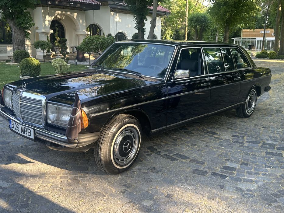 Închiriez limuzina Mercedes Pullman nunta botez filmari petreceri