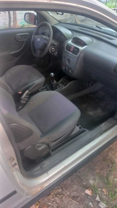 Vand masina opel corsa