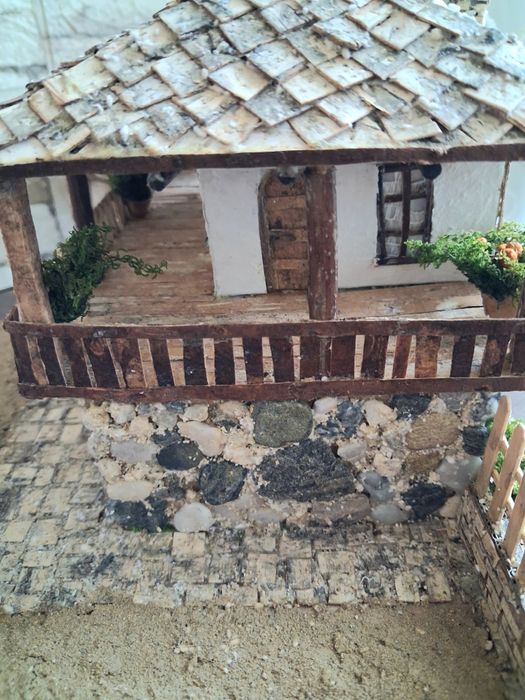 Макети на старинни къщи.