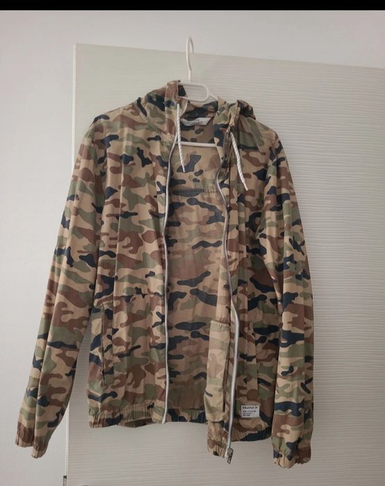 Jachetă barbati Bershka